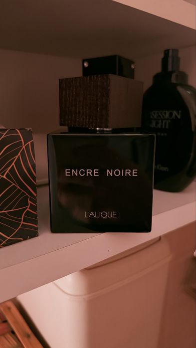 Encre Noire perfumy