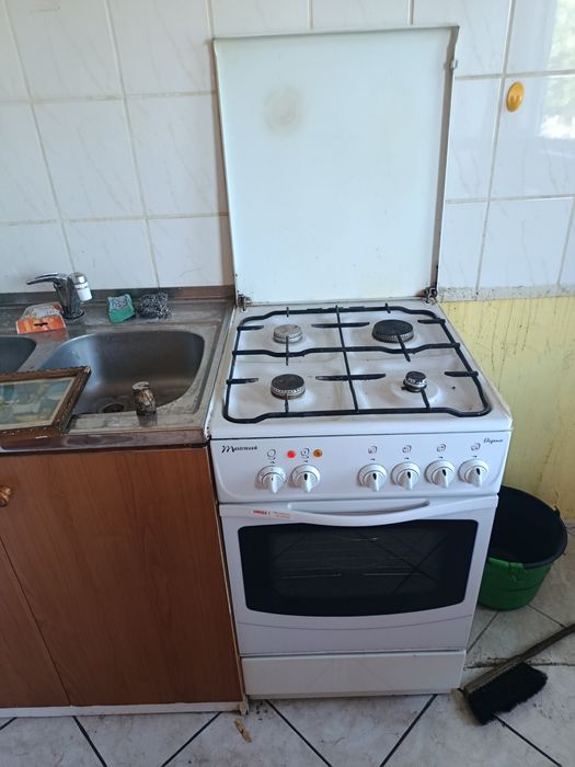 Kuchenka gazowo elektryczna