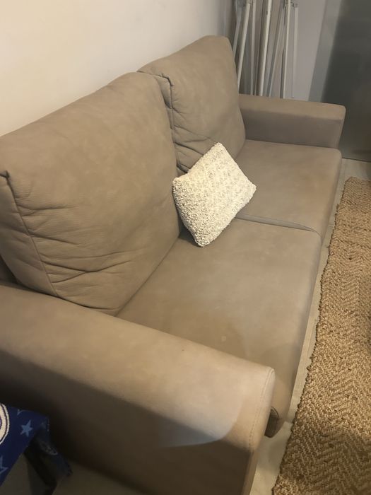 Sofá 3 lugares como novo