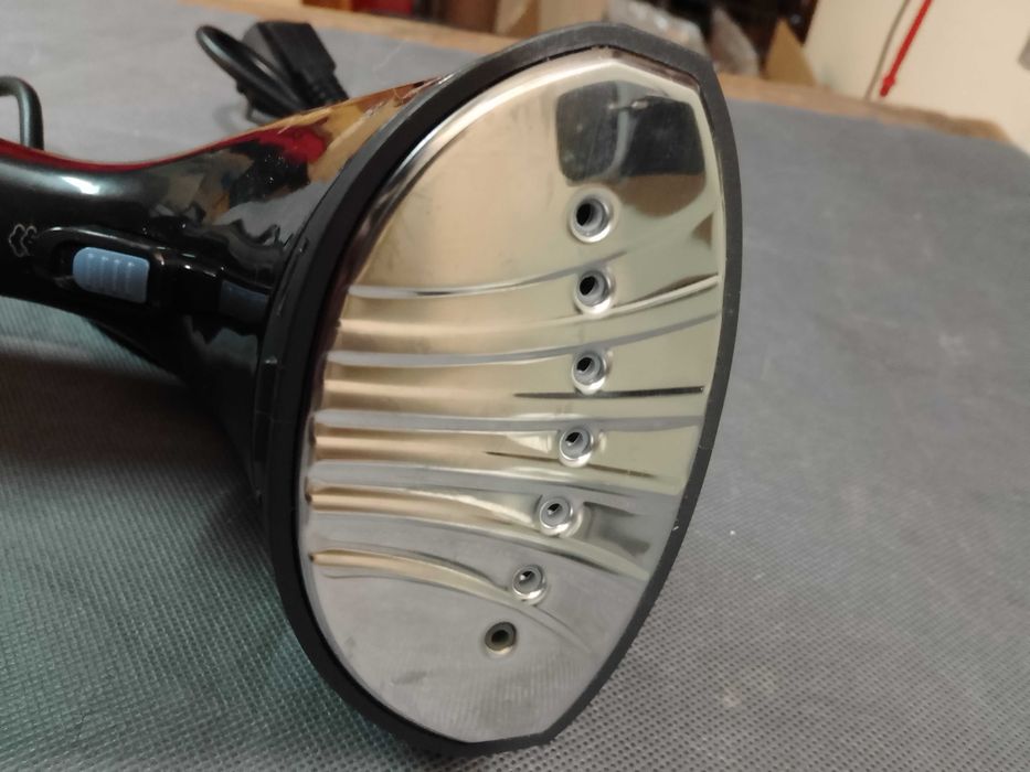 Parownica do ubrań SILVERCREST SDMF 1300 B1 bez pojemnika na wodę