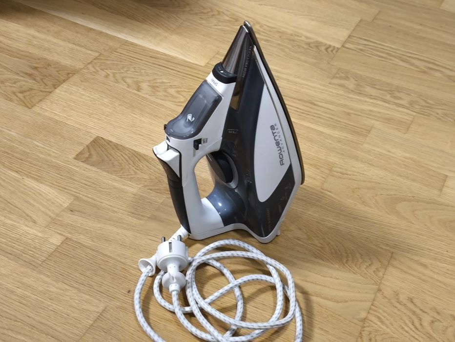 Праска Rowenta advancer