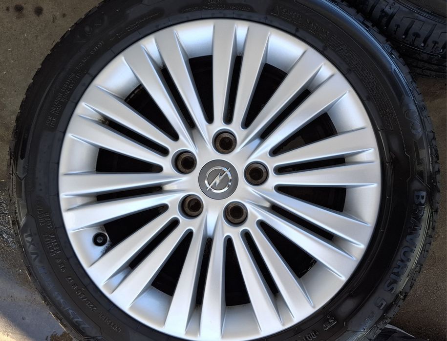 Jantes c/pneus Opel astra j