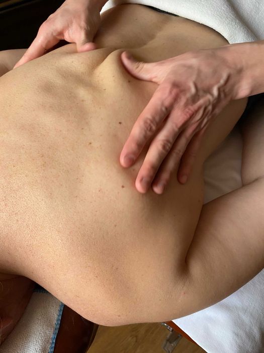 Профессиональный массаж, Кривой Рог. Сниму боль в спине, шее и стресс
