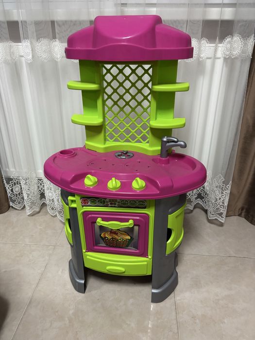Дитяча кухня рожево-зелена
