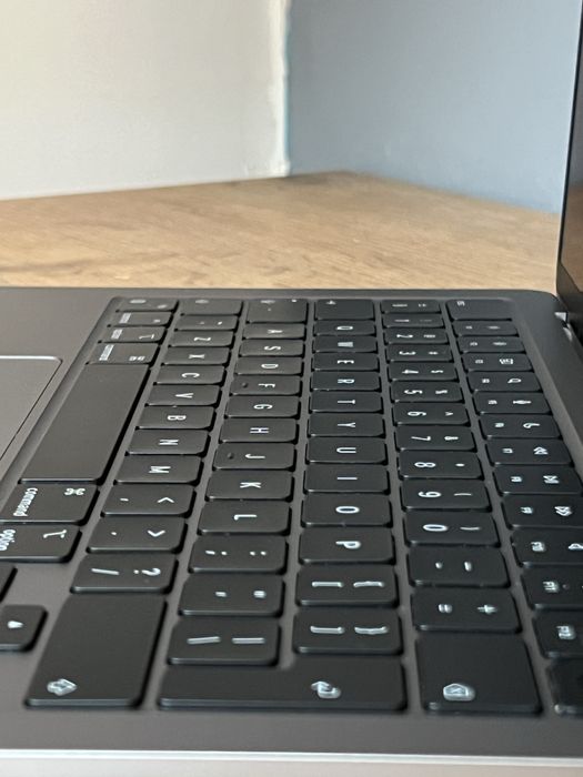 MacBook air m2 8gb/256gb