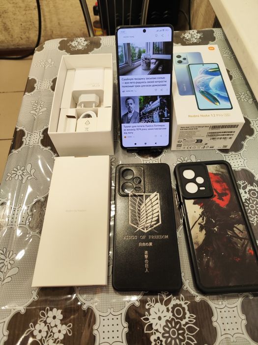 ИГРОВОЙ  Xiaomi redmi note 12Pro 5G, память 8+8-256гиг, хорошее состояние.