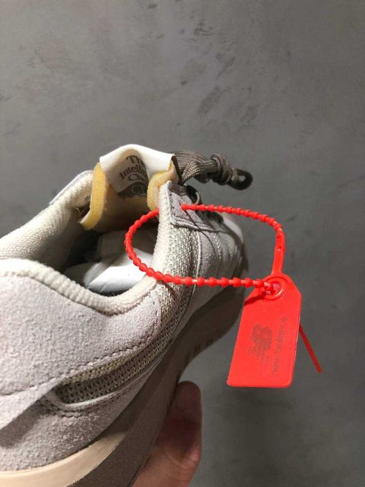 New Balance 302CT Beige