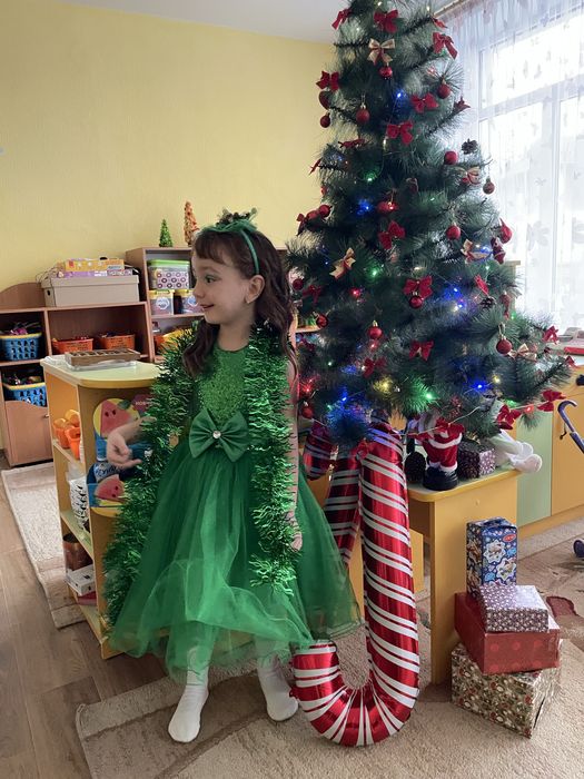 Сукня на свято, костюм ялиночки, з ободочком. Стан нового. Святкове