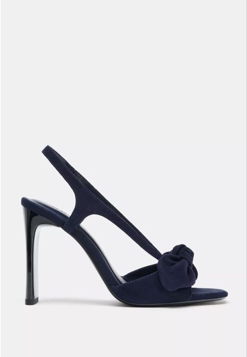 Замшеві босоніжки Zara