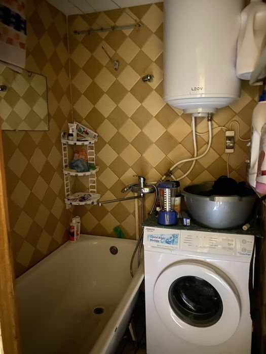 Продам 3-х кім.кв на 3-м районі напроти Сільпо