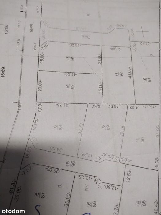 Działka budowlana 879 m² z prądem i dojazdem