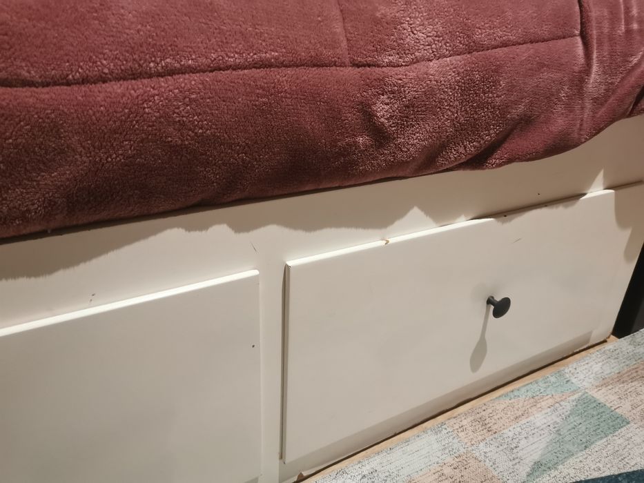 Cama criança modelo IKEA Hemnes