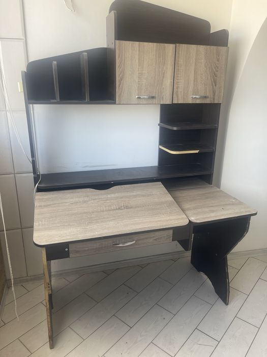 Стол письменный , компьютерный 2 шт