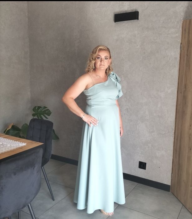 Elegancka sukienka
