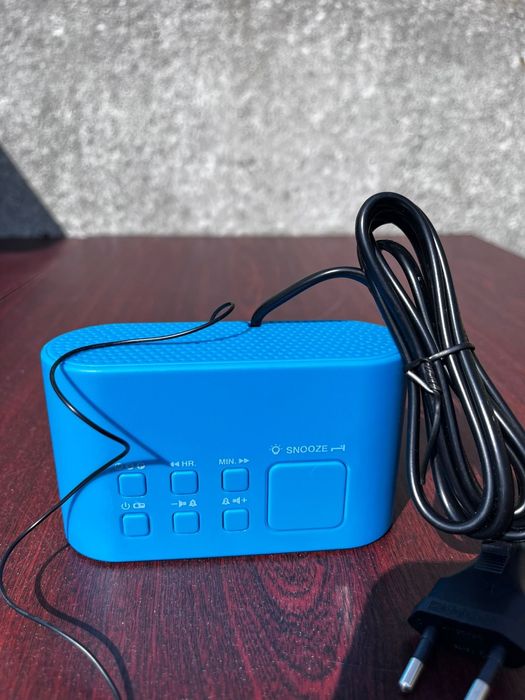 Nowy radiobudzik Muse M-10 BL – FM, podwójny alarm, niebieski