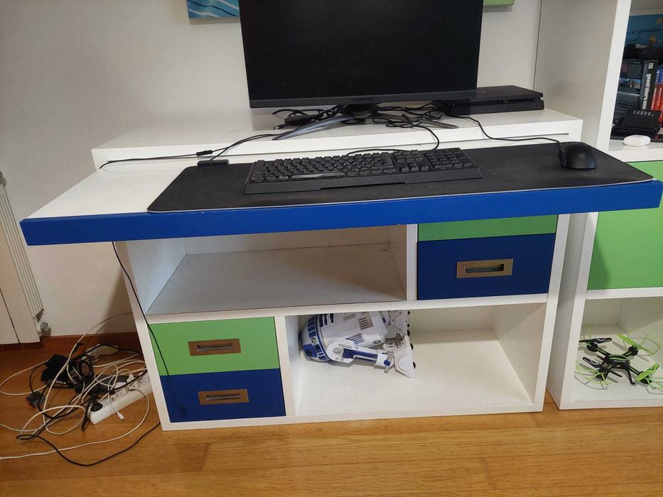 Estante para quarto ou escritório