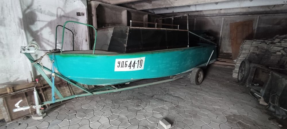 Лодка 6м. с каютой Мотор Mercury EFI60 Bigfoo