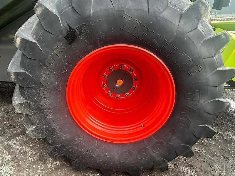 Зернозбиральний комбайн Claas Lexion 660 2013 рік, 2395/1455 мото/год,