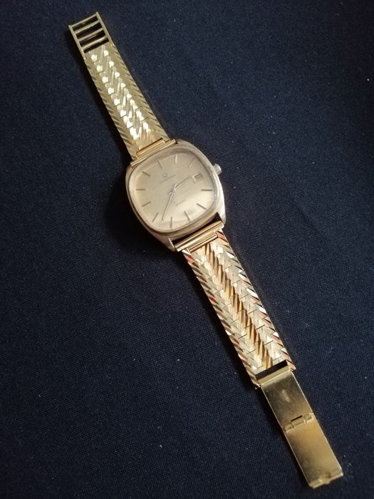 Relógio Certina Dourado