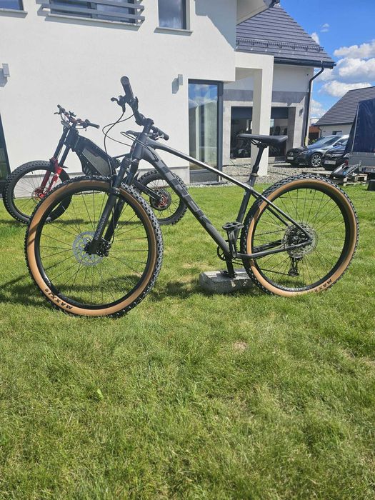 Rower Trek Marlin 8 Gen 3 Rozmiar L
