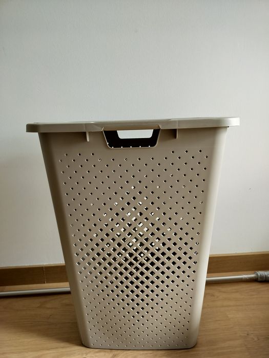 Laundry Basket64752324022403122