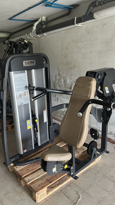 Shoulder Press Cybex Eagle