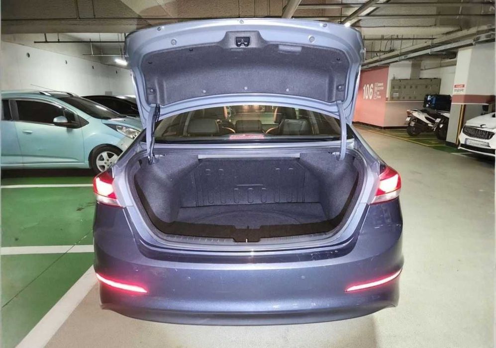 Hyundai Avante 2016 AD 1.6 e-VGT Smart