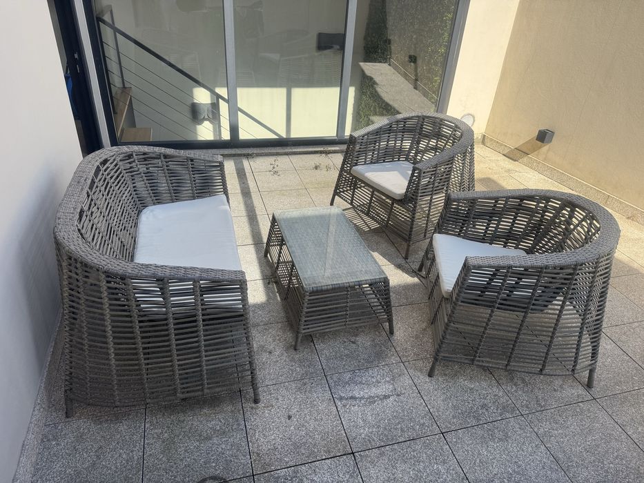 Conjunto mobiliário jardim