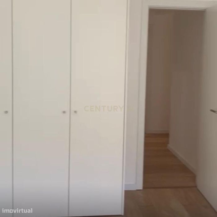 Apartamento T3 para Arrendamento.