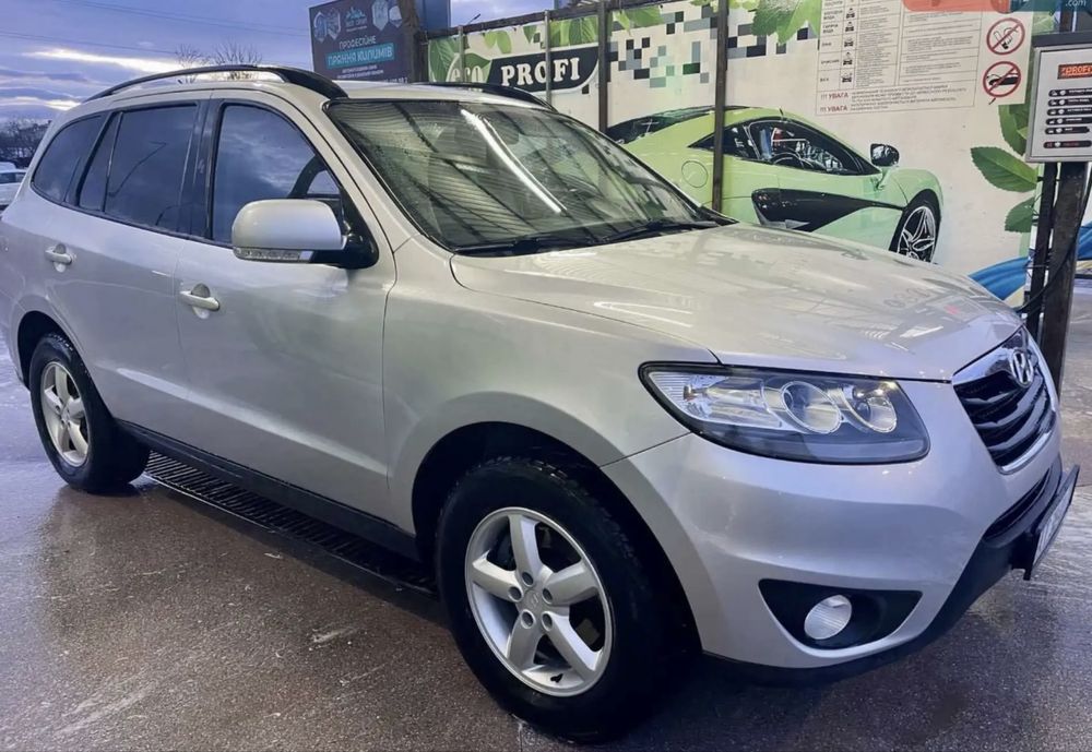 Продам автомобіль Хюндай санта фе