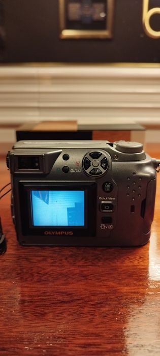 Aparat Cyfrowy Olympus Camedia C-4000 ZOOM Vintage 4.0 mpx