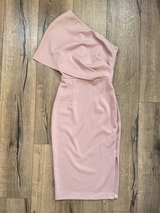 Коктейльное вечернее платье ASOS XS пудровое