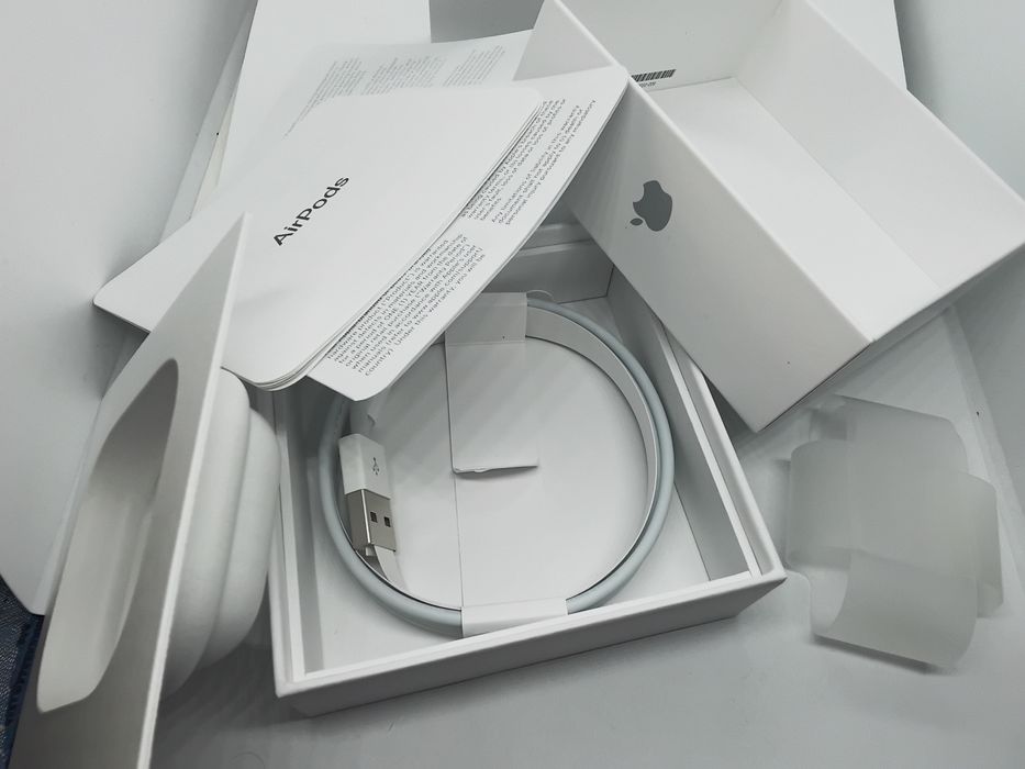 Аирподс, airpods 2. Коробка ,упаковка шнур оригинал. Кейс зарядка 2,