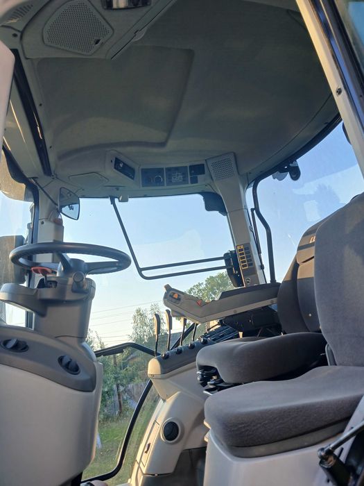 Ciągnik Claas Arion 620