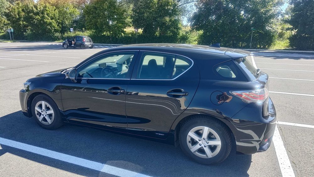 Lexus ct200h od prywatnej osoby