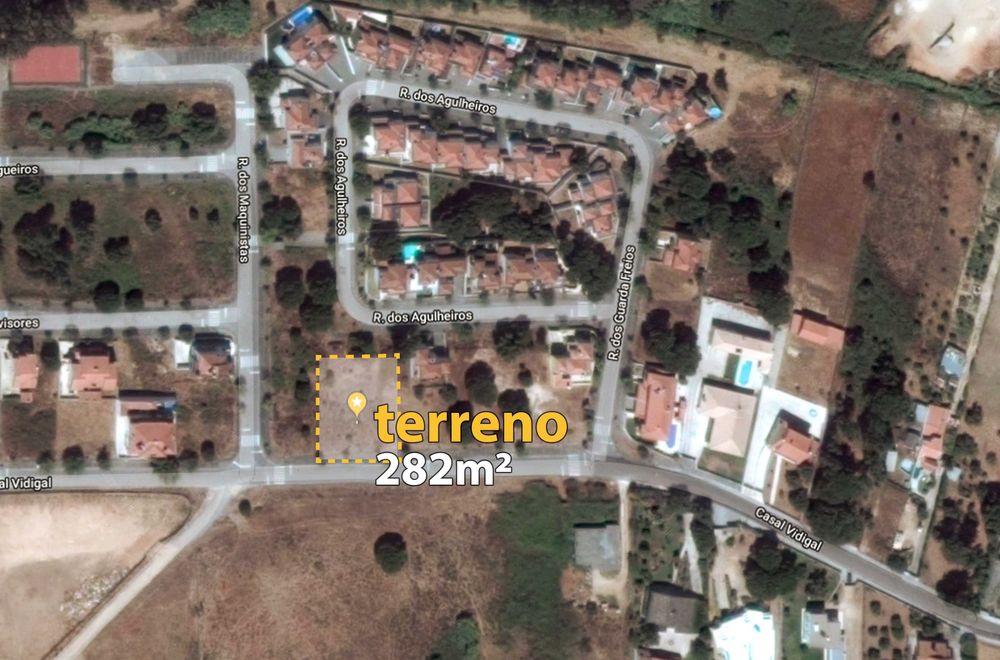Terreno para construção de Moradia - Urbanização Casal Vidigal
