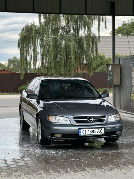 Opel Omega B рестайлінг, 2.2 бензин