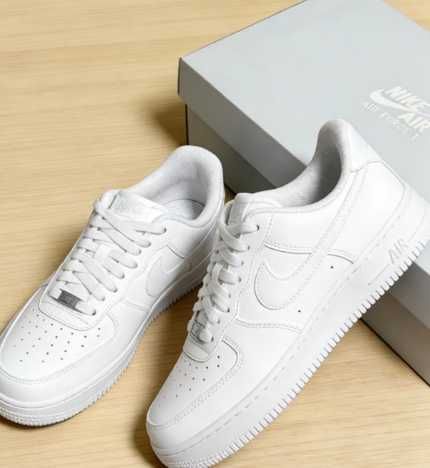 Buty Nike Air Force 1 Low '07 White R. 42