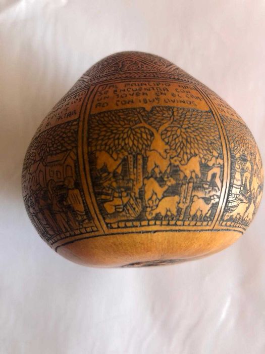 O casamento gravado numa cabaça - arte e etnografia peruana. Huancayo.