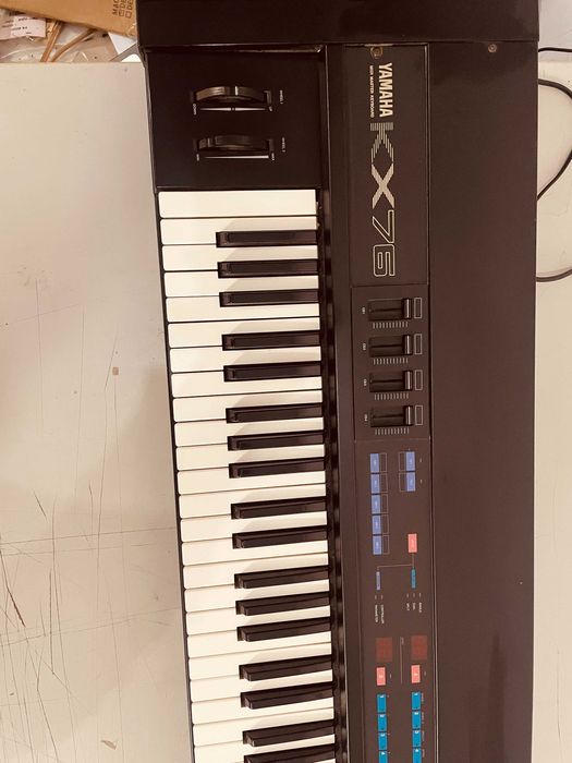 Yamaha KX76 keybord