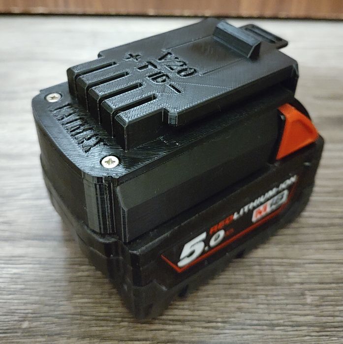 Adapter Stanley Fatmax V20 na baterie Milwaukee M18