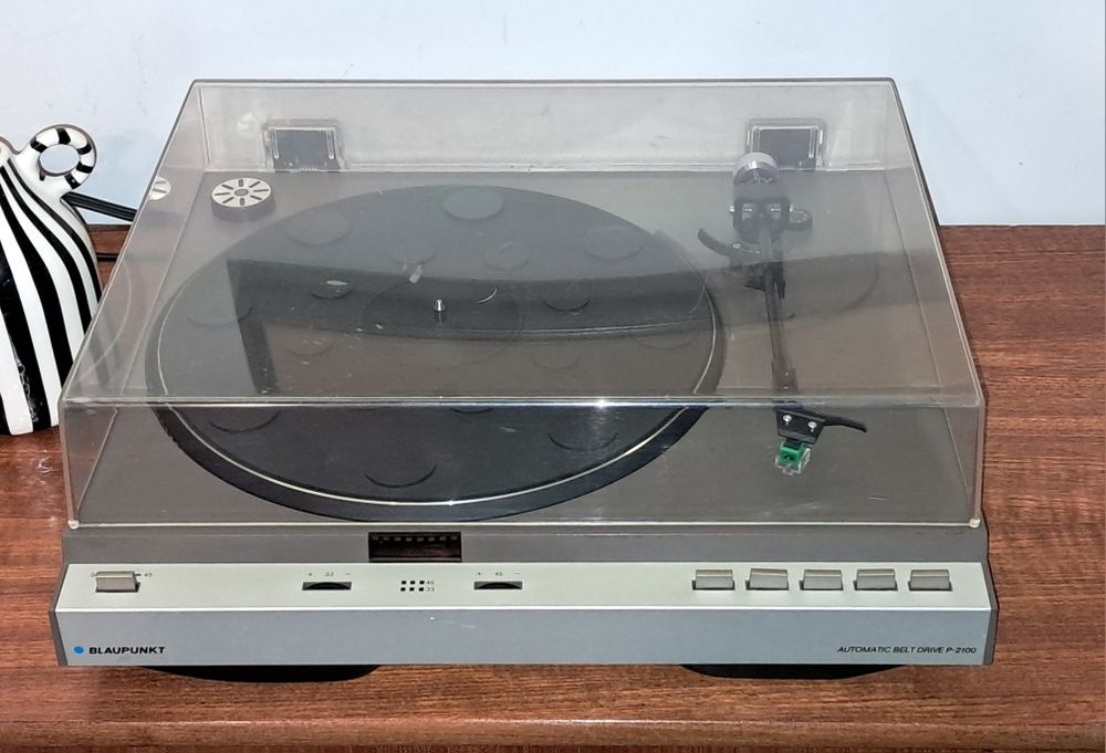 Giradiscos Blaupunkt P-2100