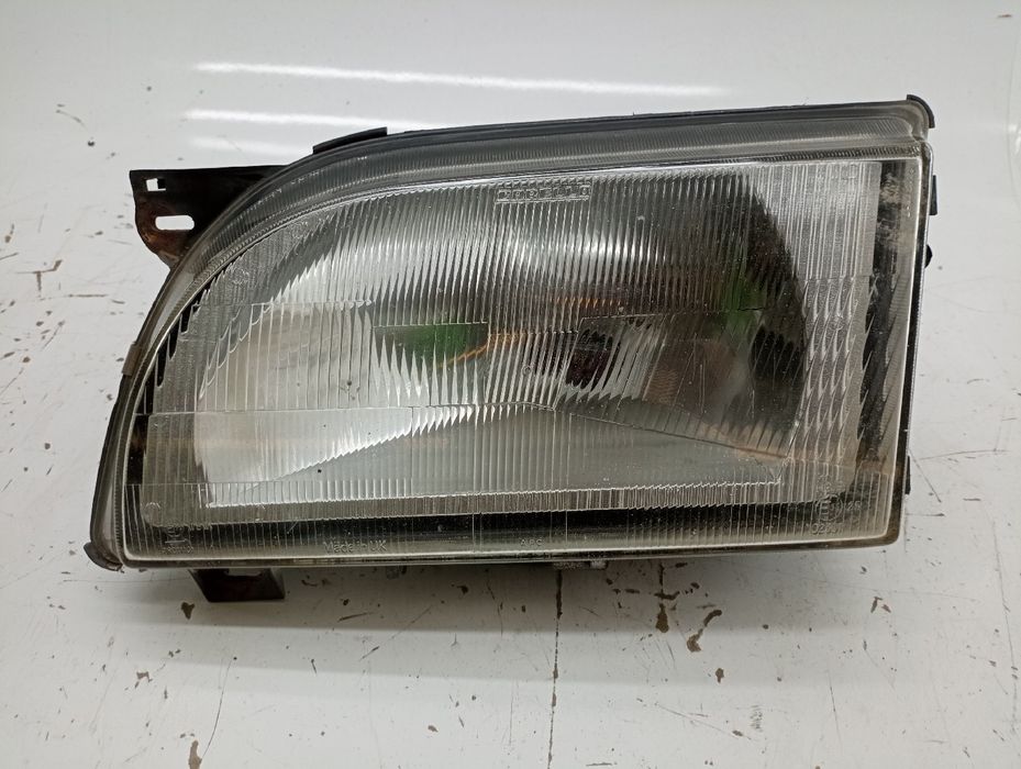 Ótica Esquerda - FORD TRANSIT Caixa (T_ _) | 85 - 92