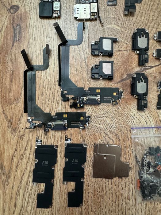 Запчастини 16/15 pro max, Iphone 13 pro/13 pro max, 14 pro/14 pro max,