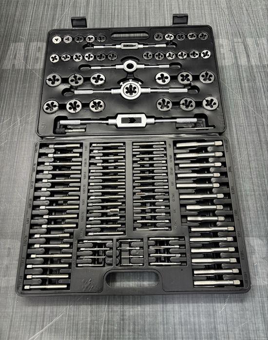 Набір мітчиків та плашок метричний 110 предметів M2 - M18