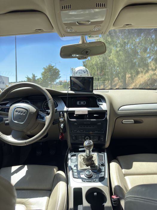 Audi A4 B8 2.0 TDI 143cv | Nacional | Histórico Audi | 193.000 km foto 5