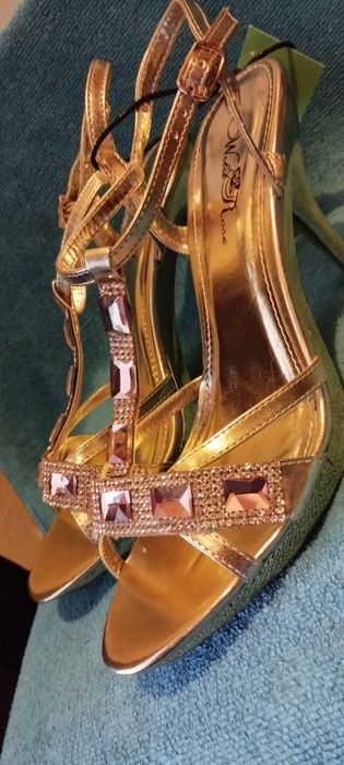 Buty na imprezę wesele szpilki sandałki z USA nowe