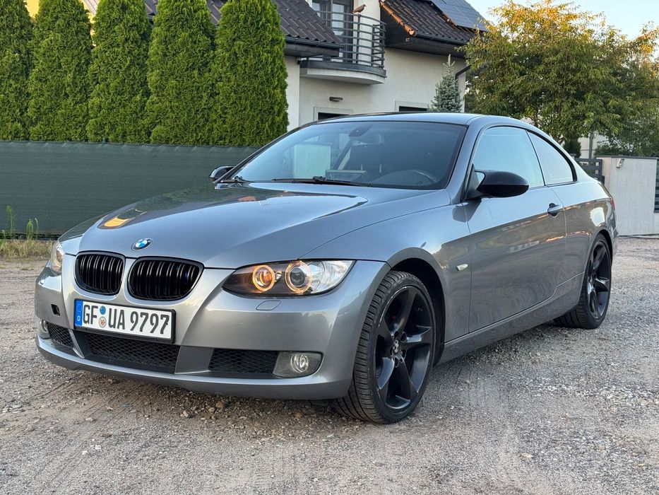 BMW Seria 3 E92 Coupe 320i 170KM Automat ABS Xenon Alufelgi 17”