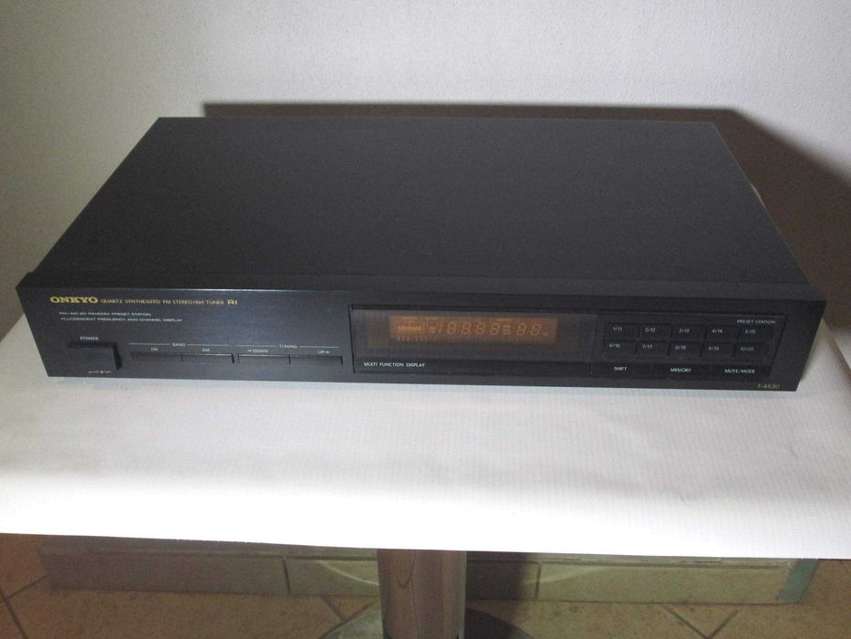 Tuner Onkyo R1 - T-4530, radio quartz FM-AM - STAN! JAPAN