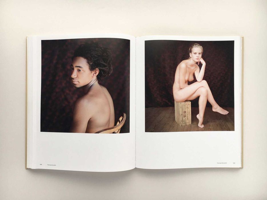 Книга - фотоальбом Works. Mona Kuhn.